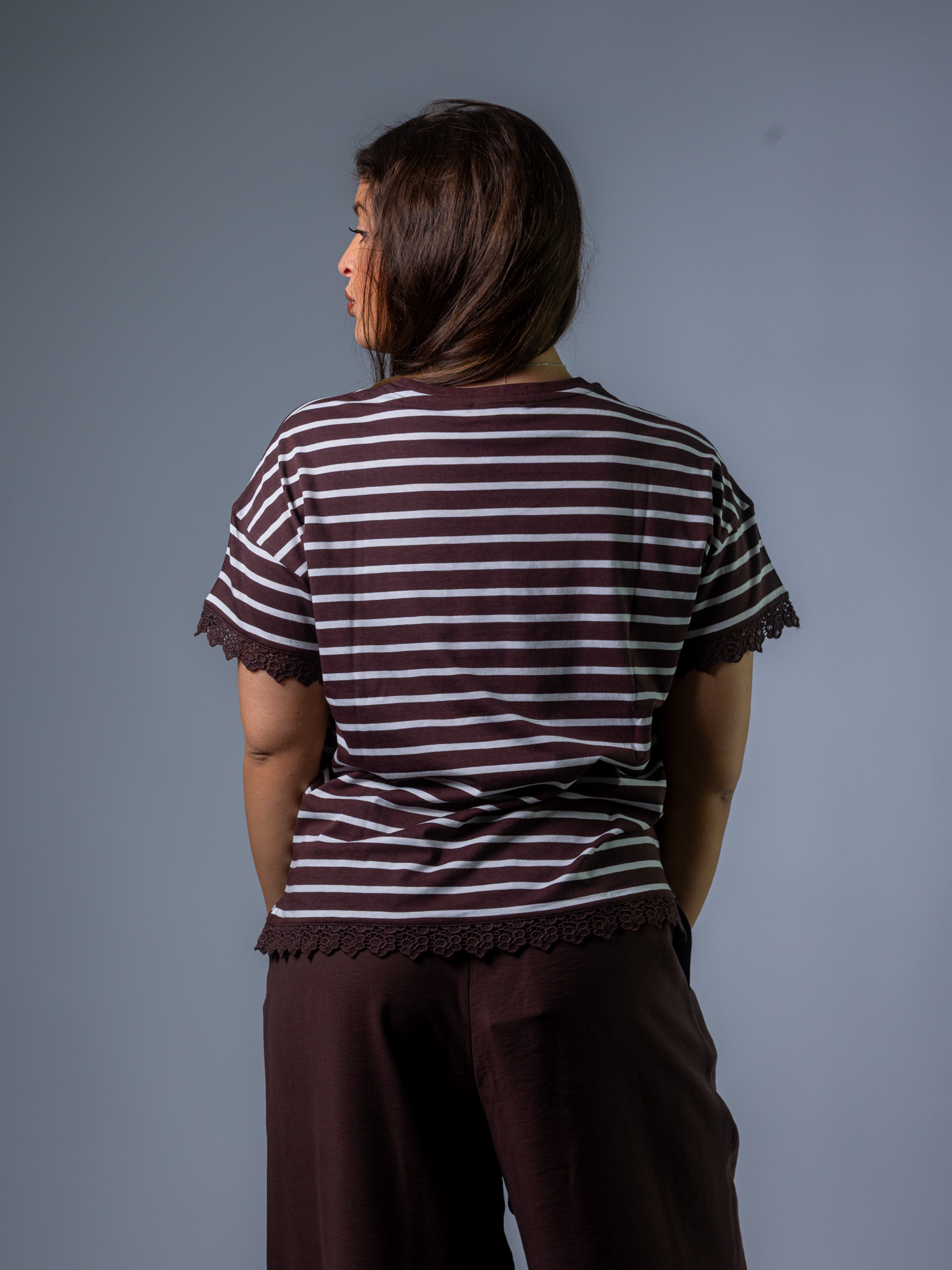 Ringelshirt mit Spitze – Bild 2