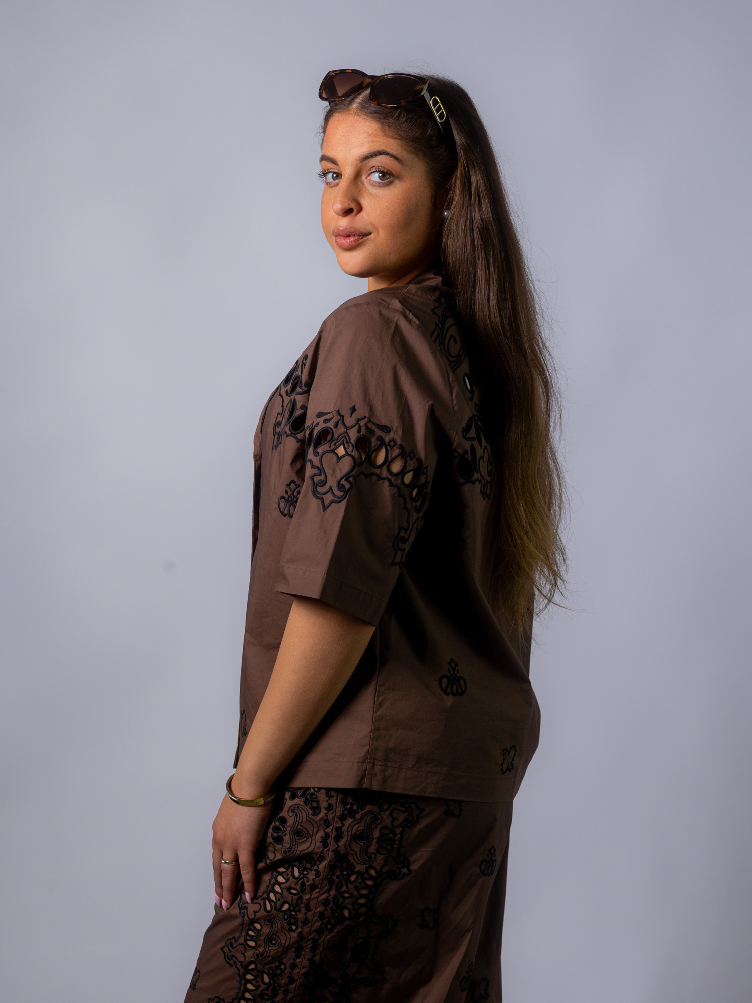 Blusenjacke braun – Bild 3